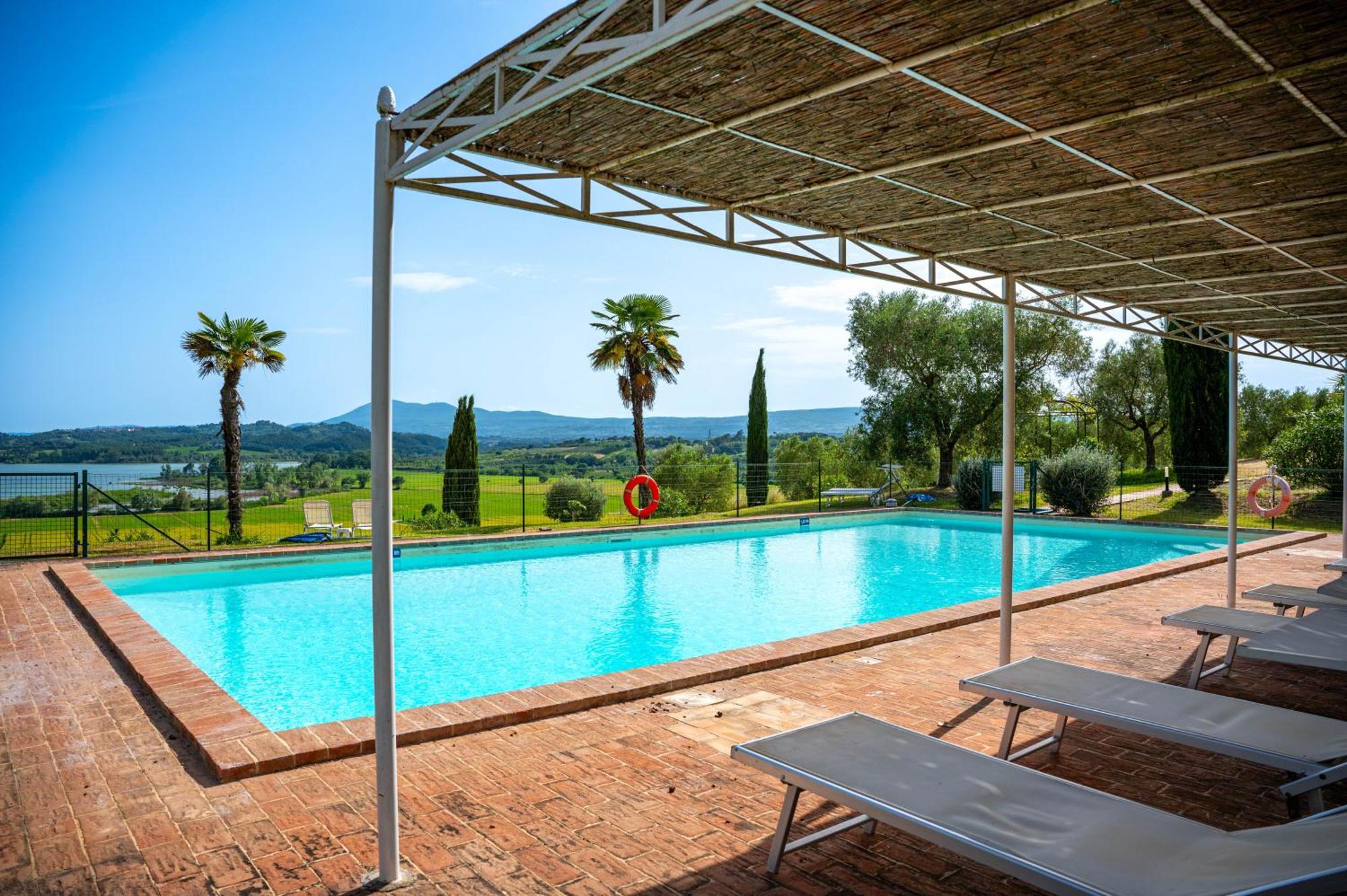 Agriturismo Poggio Antico Binami Bagian luar foto