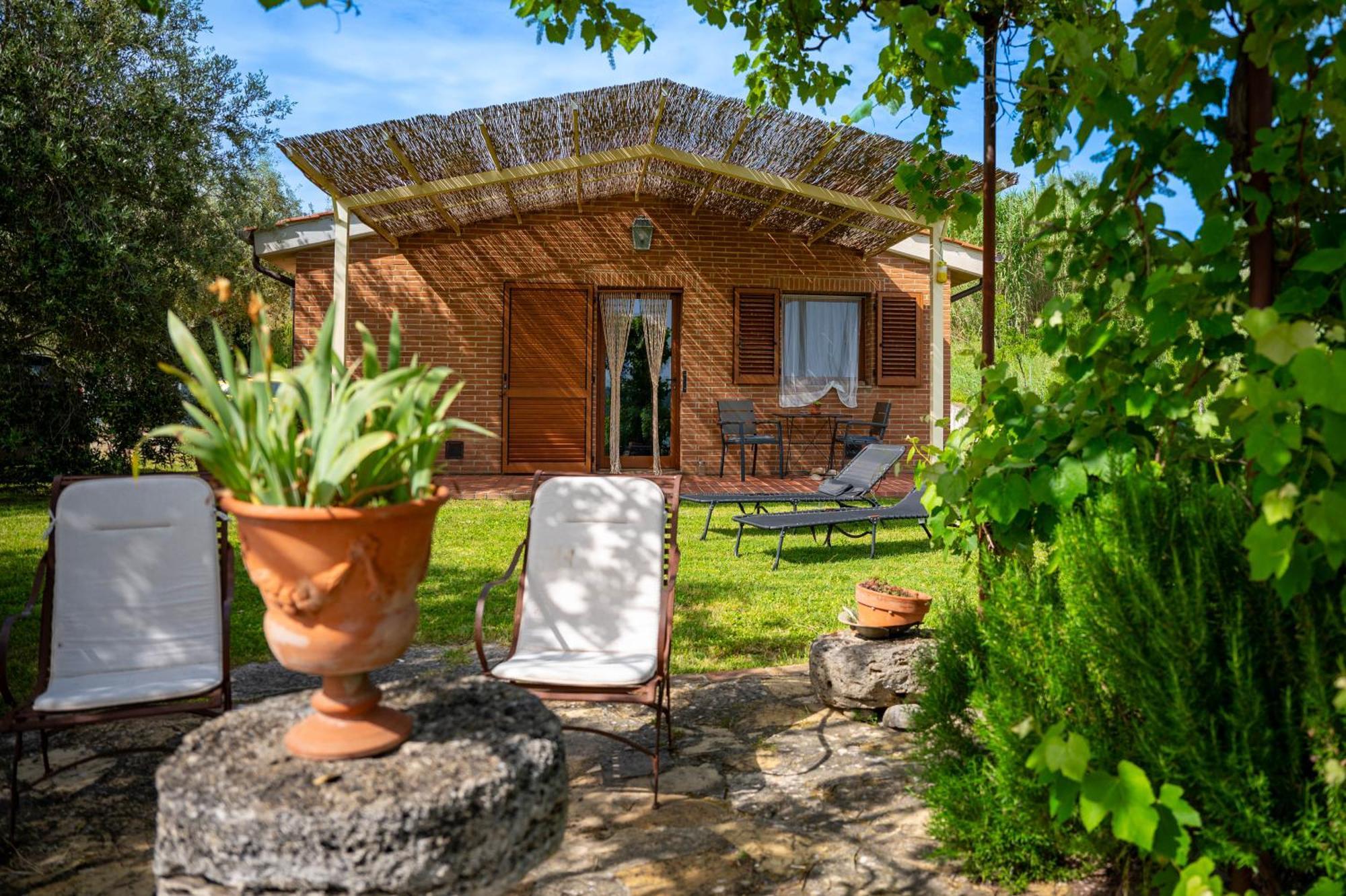Agriturismo Poggio Antico Binami Bagian luar foto