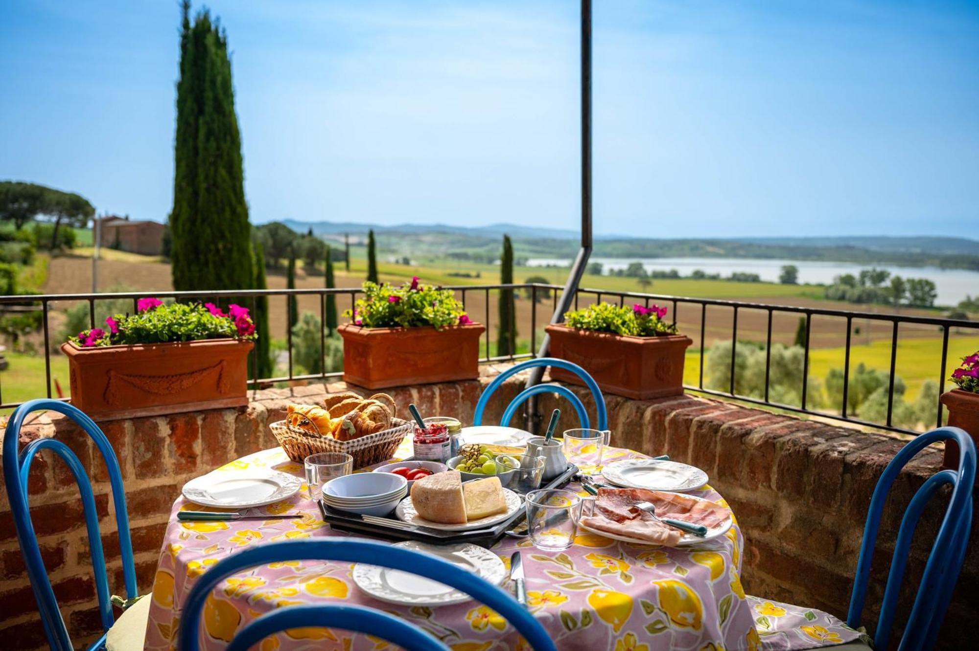 Agriturismo Poggio Antico Binami Bagian luar foto