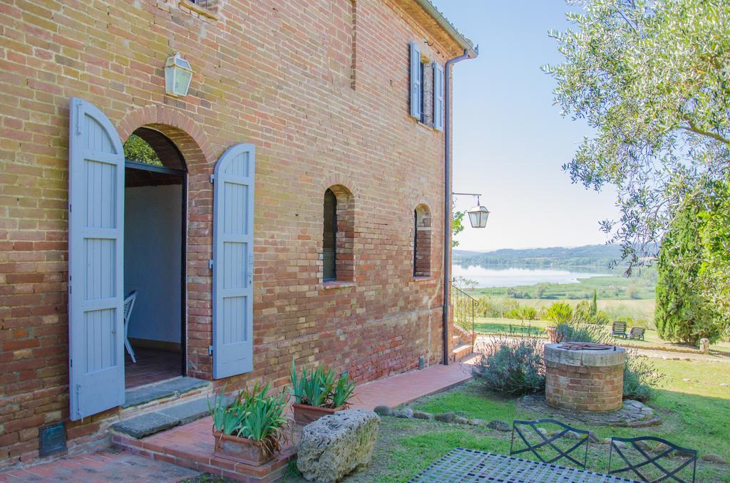 Agriturismo Poggio Antico Binami Bagian luar foto